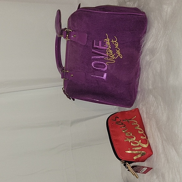 Victoria's Secret Handbags - Victoria Secret Makeup bag bundle